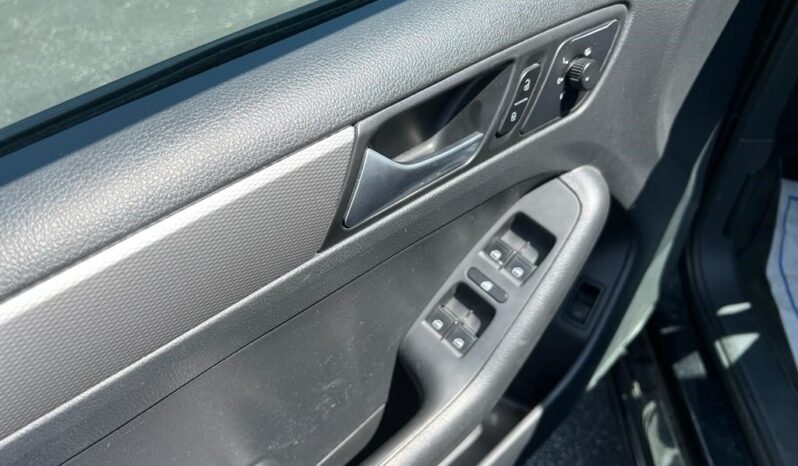 2015 Volkswagen Jetta full