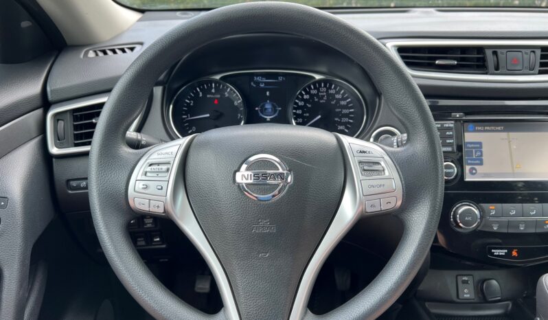 2015 Nissan Rogue S.V full