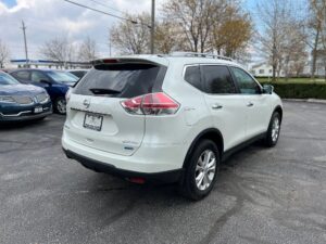 2015 Nissan Rogue S.V