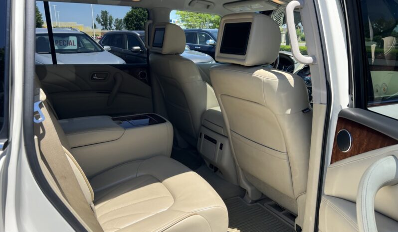 2015 Infiniti QX80 full