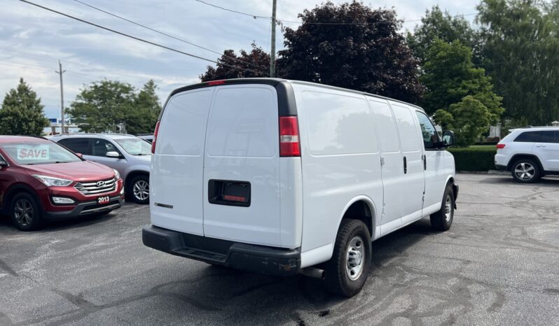 2020 Chevrolet Express 2500 Cargo full