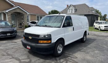 2020 Chevrolet Express 2500 Cargo full