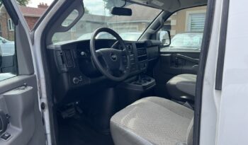 2020 Chevrolet Express 2500 Cargo full