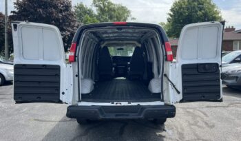 2020 Chevrolet Express 2500 Cargo full