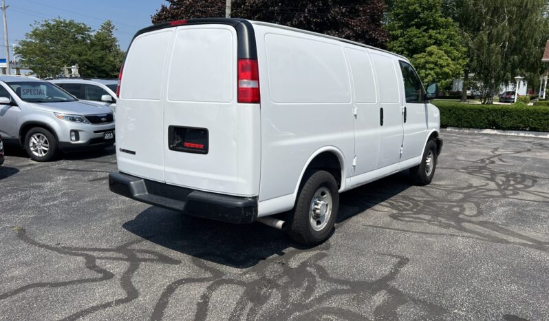 2020 Chevrolet Express 2500 Cargo full