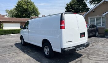 2020 Chevrolet Express 2500 Cargo full