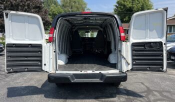 2020 Chevrolet Express 2500 Cargo full