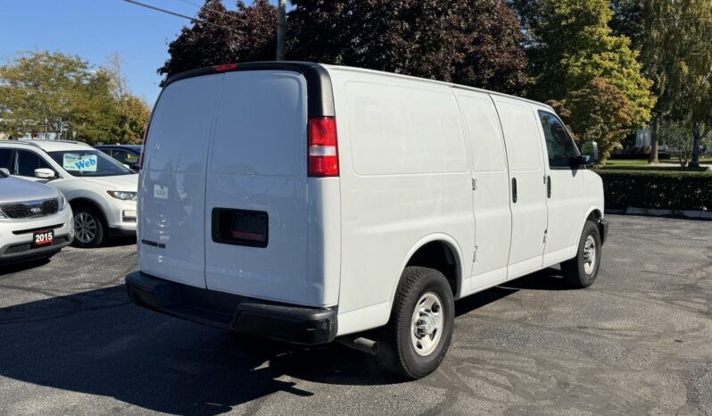 2019 Chevrolet Express 2500 Cargo full