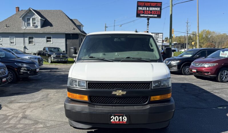 2019 Chevrolet Express 2500 Cargo full