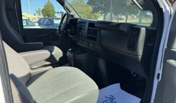 2019 Chevrolet Express 2500 Cargo full