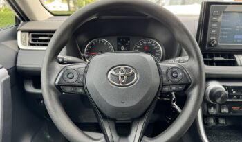 2019 Toyota RAV4 LE full