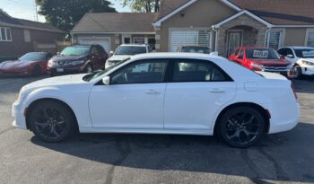 2022 Chrysler 300 Touring L *NIGHT PACKAGE* full