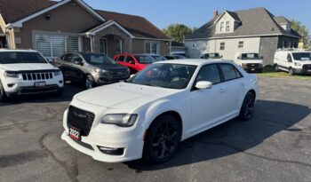 2022 Chrysler 300 Touring L *NIGHT PACKAGE* full