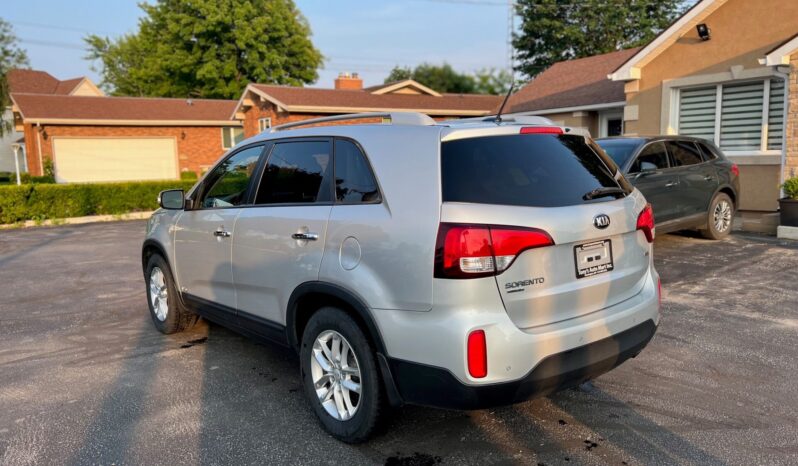 2015 Kia Sorento LX full