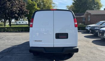 2020 Chevrolet Express 2500 Cargo full