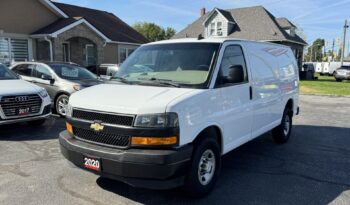 2020 Chevrolet Express 2500 Cargo full