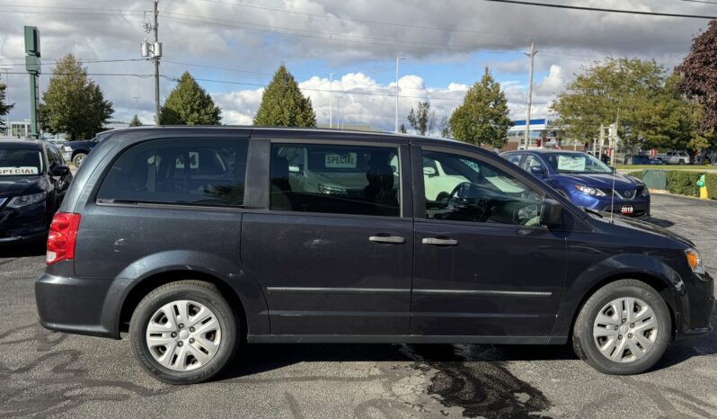 2014 Dodge Grand Caravan SE full