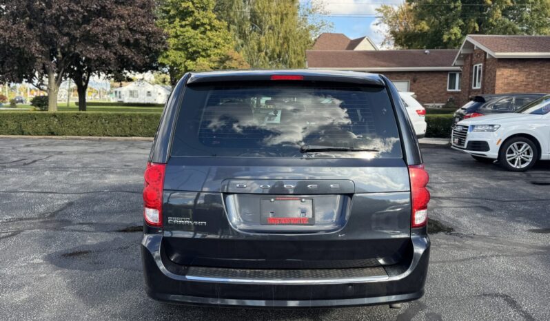 2014 Dodge Grand Caravan SE full