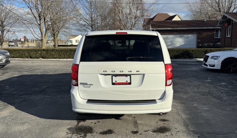 2017 Dodge Grand Caravan SXT full