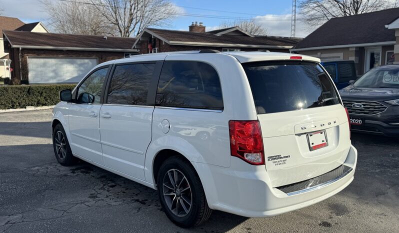 2017 Dodge Grand Caravan SXT full