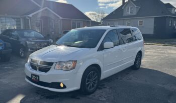 2017 Dodge Grand Caravan SXT full