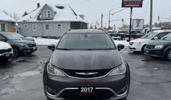 2017 Chrysler Pacifica Touring-L Plus full