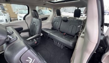 2017 Chrysler Pacifica Touring-L Plus full