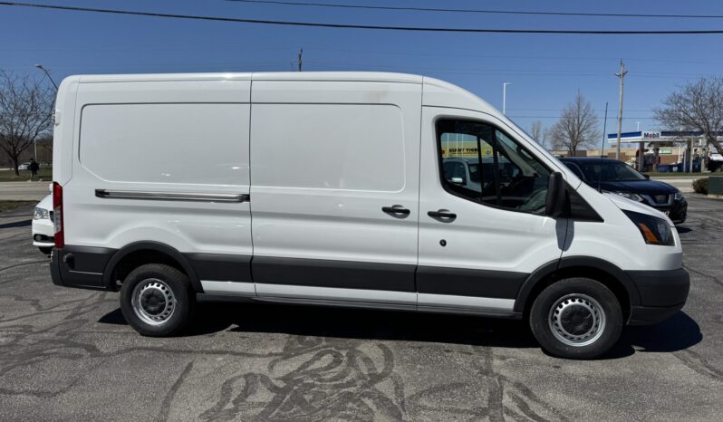 2018 Ford Transit T-250 Medium Roof full