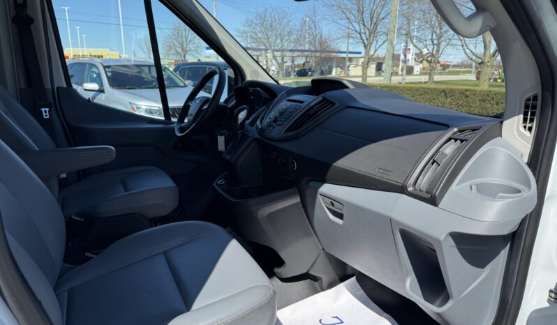 2018 Ford Transit T-250 Medium Roof full