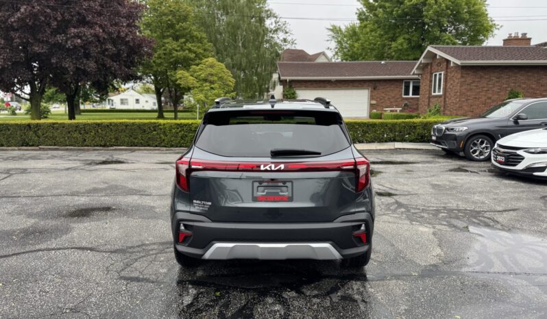 2024 Kia Seltos LX full