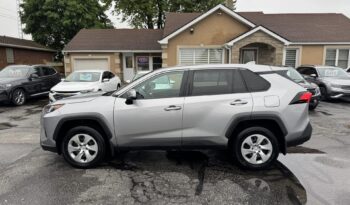 2023 Toyota RAV4 LE full