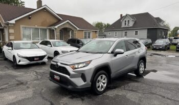 2023 Toyota RAV4 LE full