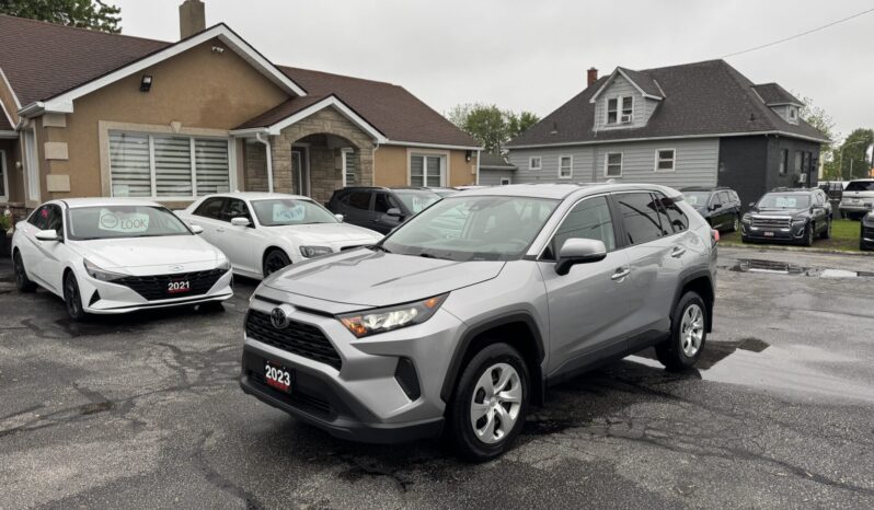 2023 Toyota RAV4 LE full
