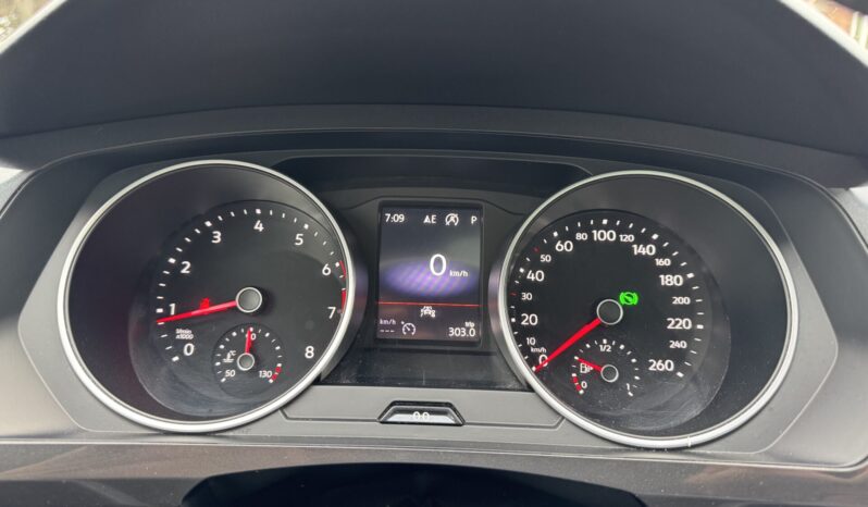 2021 Volkswagen Tiguan SE full