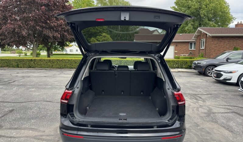 2021 Volkswagen Tiguan SE full