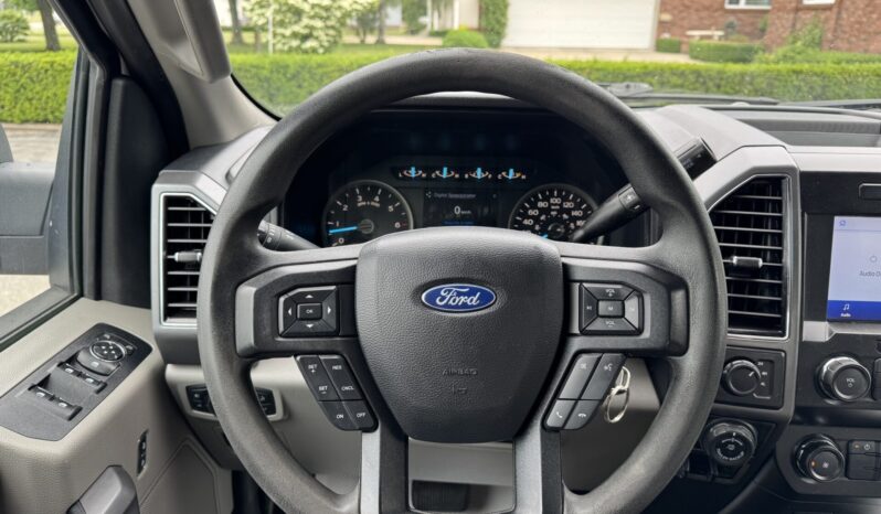 2020 Ford F-150 XLT SuperCrew full
