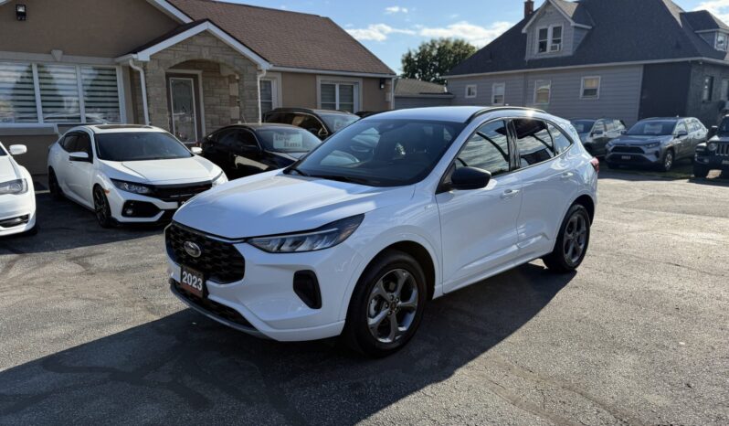 2023 Ford Escape ST-Line full