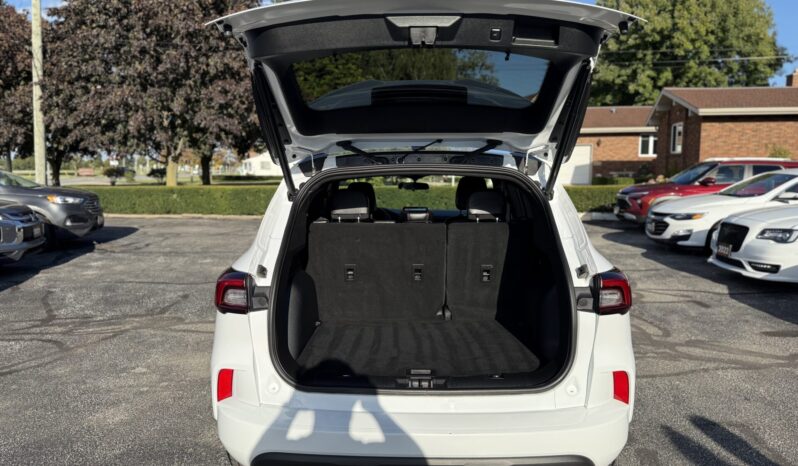 2023 Ford Escape ST-Line full
