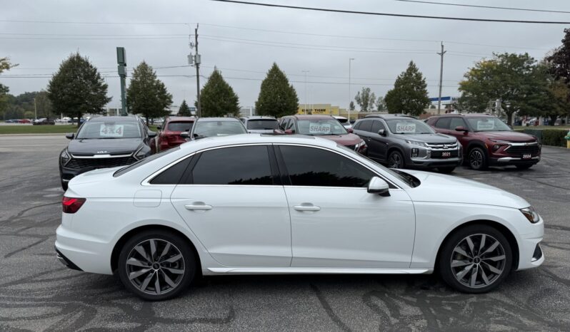 2023 Audi A4 Komfort Quattro full