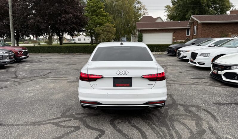 2023 Audi A4 Komfort Quattro full