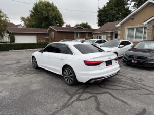 2023 Audi A4 Komfort Quattro