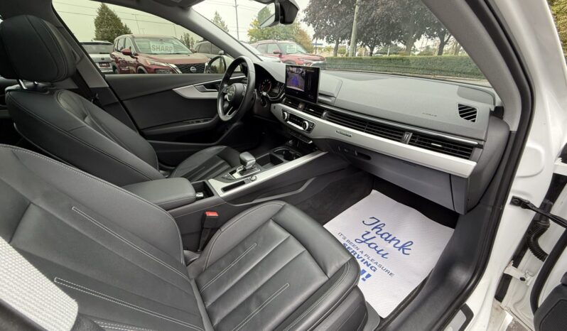 2023 Audi A4 Komfort Quattro full