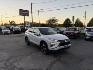 2022 Mitsubishi Eclipse Cross ES