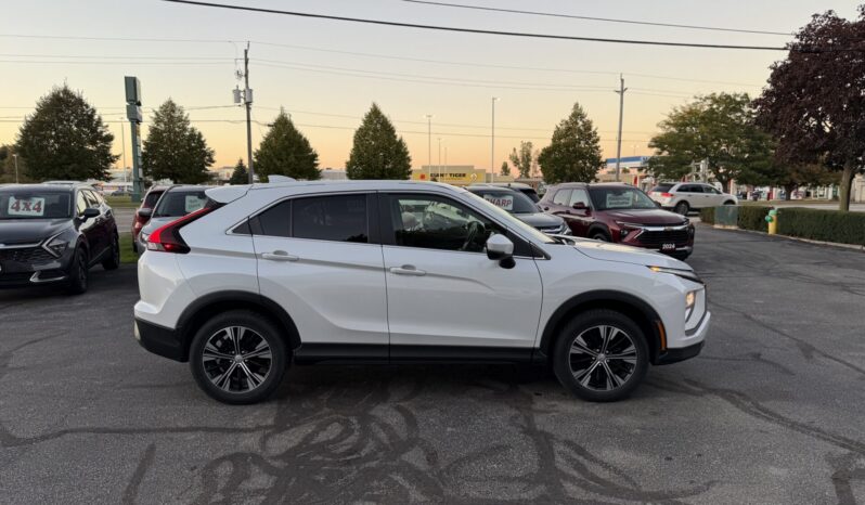 2022 Mitsubishi Eclipse Cross ES full