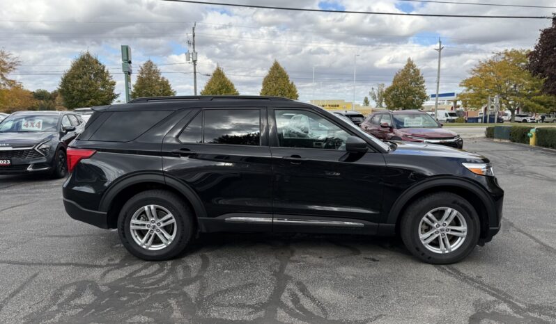 2024 Ford Explorer XLT full