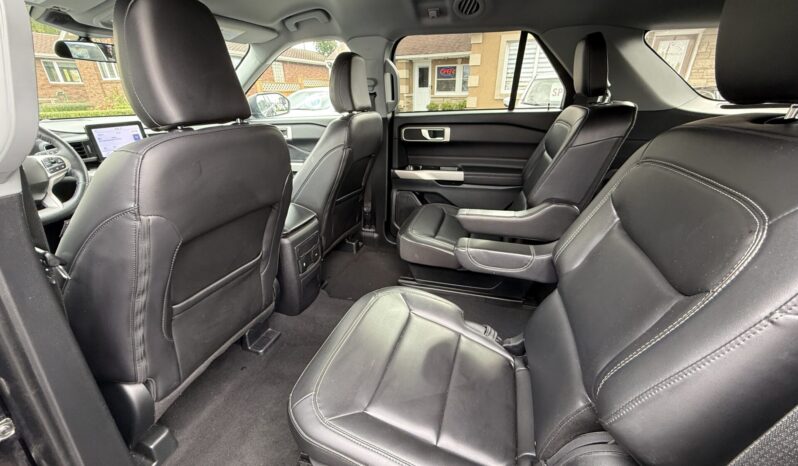 2024 Ford Explorer XLT full