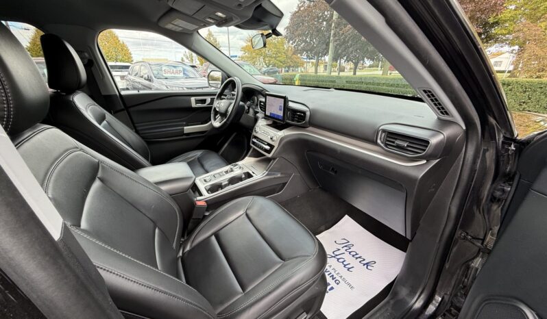 2024 Ford Explorer XLT full