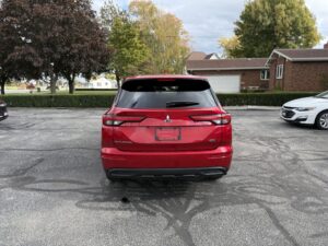 2024 Mitsubishi Outlander ES