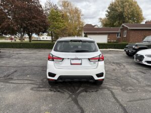 2022 Mitsubishi RVR SE