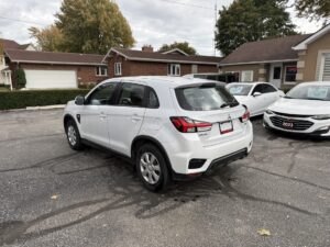 2022 Mitsubishi RVR SE